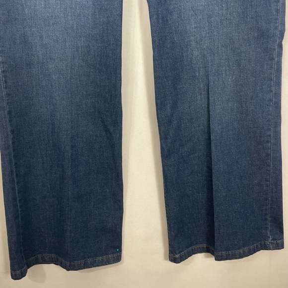 NWT J. Crew High-Rise Kickout Jean Sailor Drapey Denim Stretch Casual Retro - Picture 6 of 16